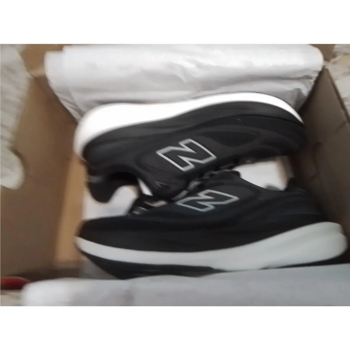 Women`s New Balance W1080815 Shoes Fresh Foam X 1080 Black/white Size 10 B Mediu