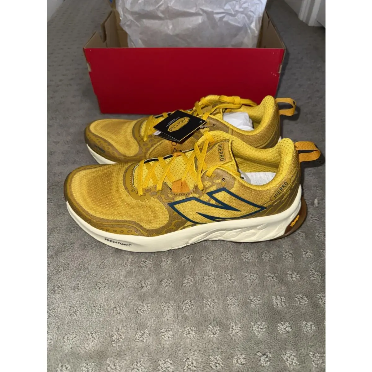 New Balance shoes - New Balance Fresh Foam Hierro - MTHIERF8 - Yellow 7