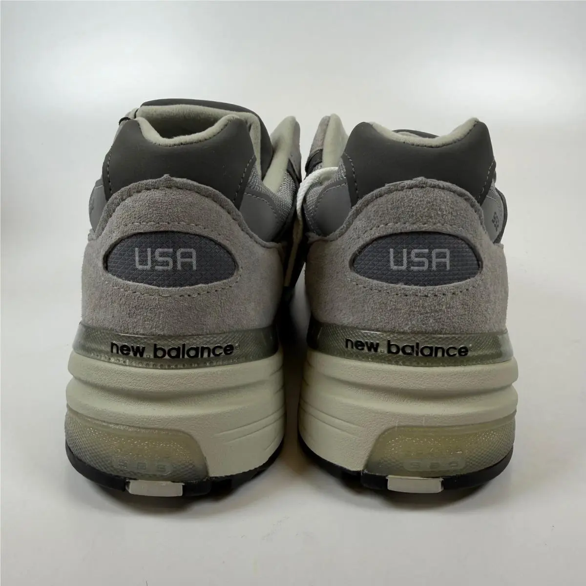 New Balance shoes - New Balance 992 - Gray 3