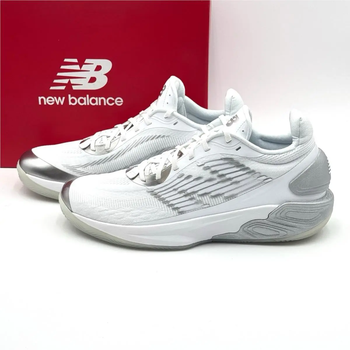 Men`s Size 16 New Balance Two Wxy V5 Basketball Shoes White Chrome BB2WYRG5