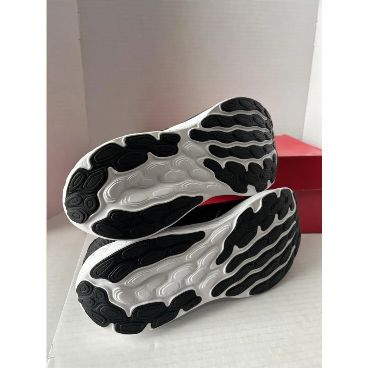 New Balance shoes - 680 - Black, White 3