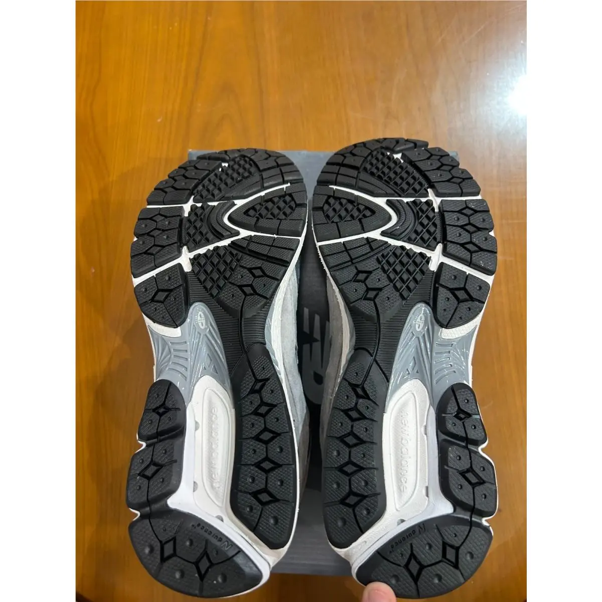 New Balance shoes - New Balance 2002R - Gray 2
