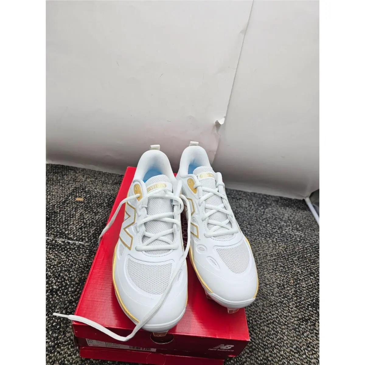 New Balance shoes - New Balance Fresh Foam Velo - SPVELOC4 - White/Yellow 0