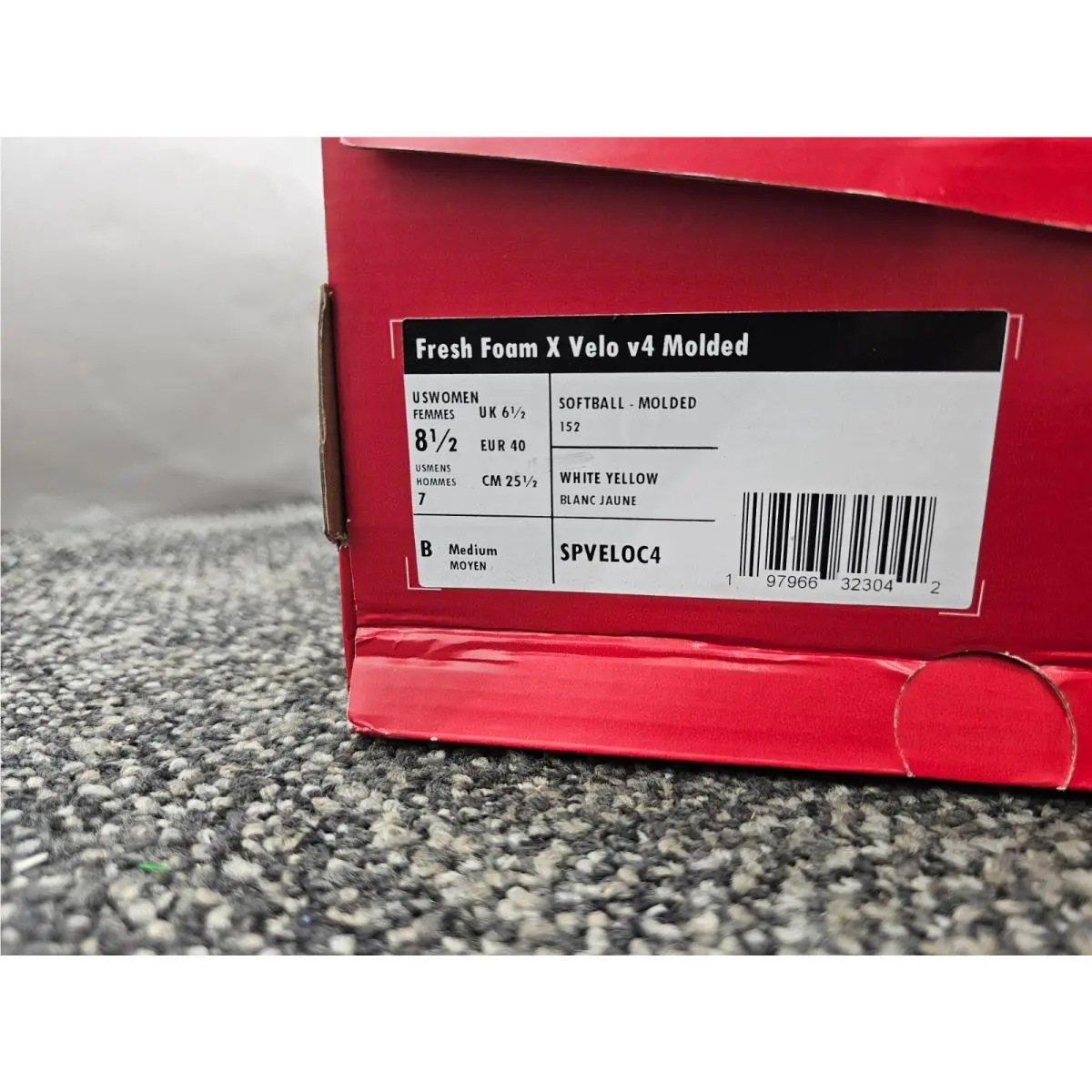 New Balance shoes - New Balance Fresh Foam Velo - SPVELOC4 - White/Yellow 4
