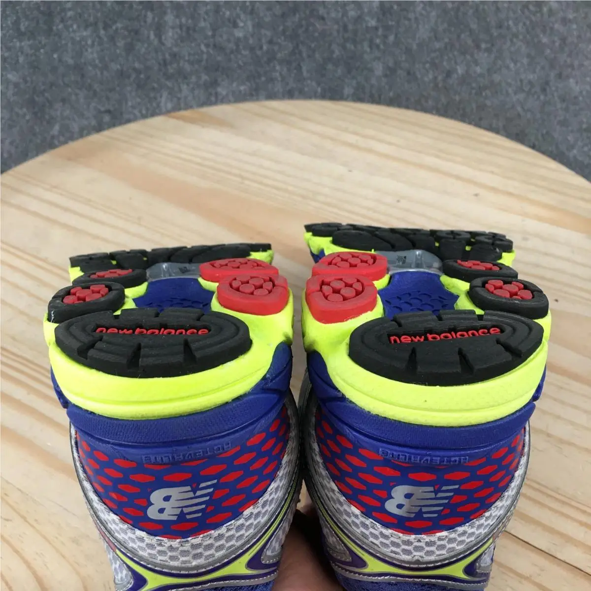 New Balance shoes - New Balance 880v3 - Multicolor 9