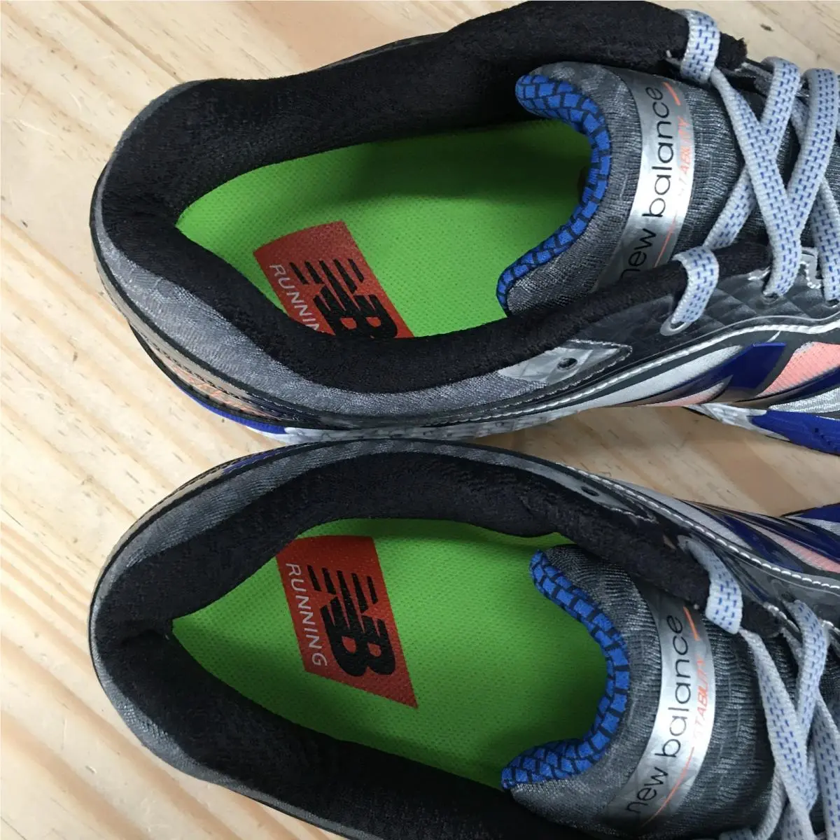 New Balance shoes - Silver 11