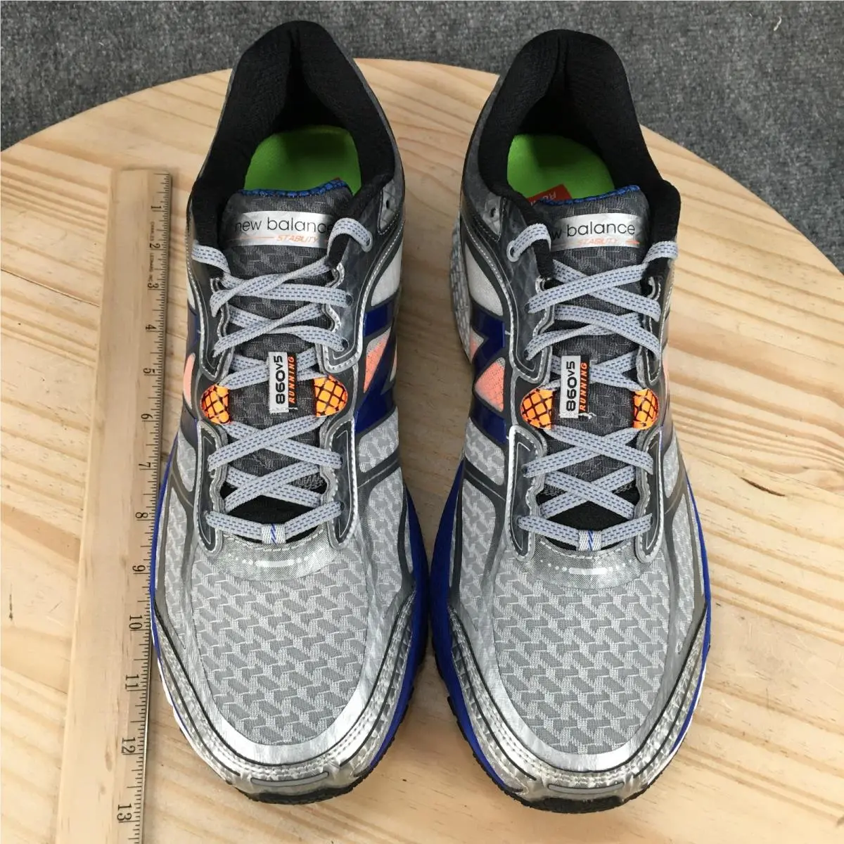 New Balance shoes - Silver 6