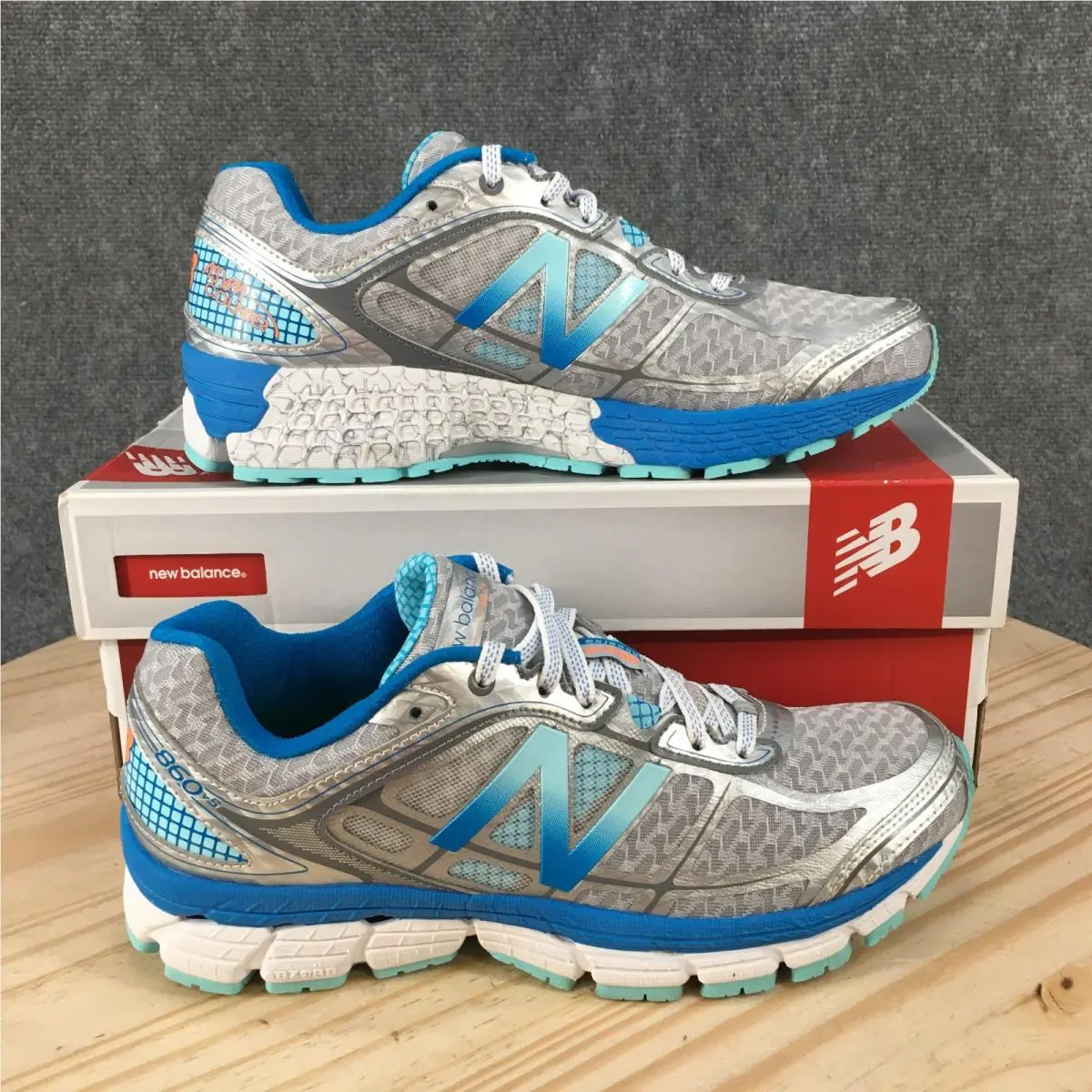 New Balance 860v5 Running Shoes Womens 10 2A Sneakers Lace Up Gray W860SB5