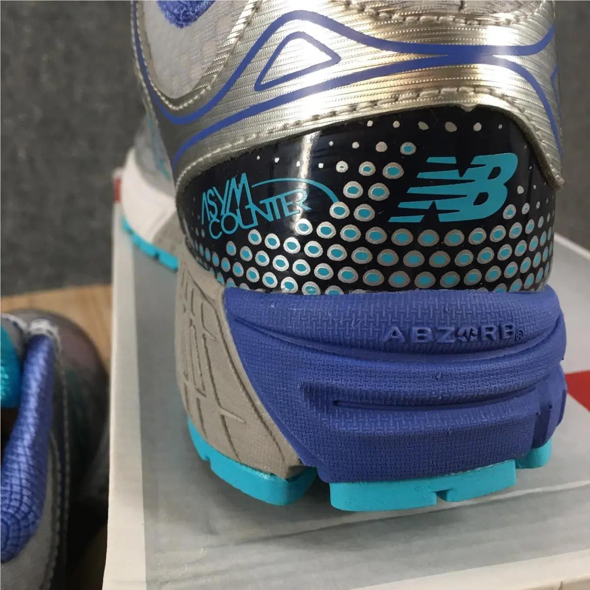 New Balance shoes - New Balance 1260 - Multicolor 1