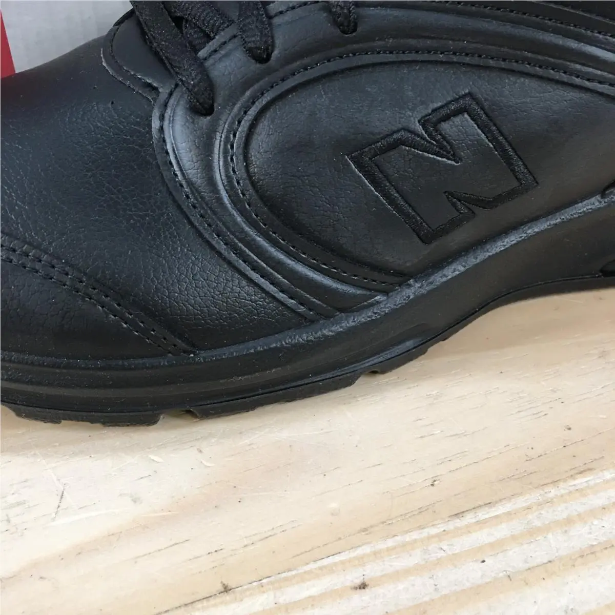 New Balance shoes - New Balance 812 - Black 1