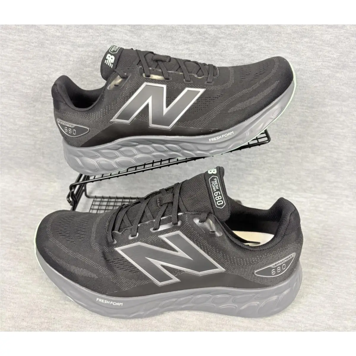 New Balance Fresh Foam 680 V8 Running Sneakers Mens 13 D Medium Black Waterproof