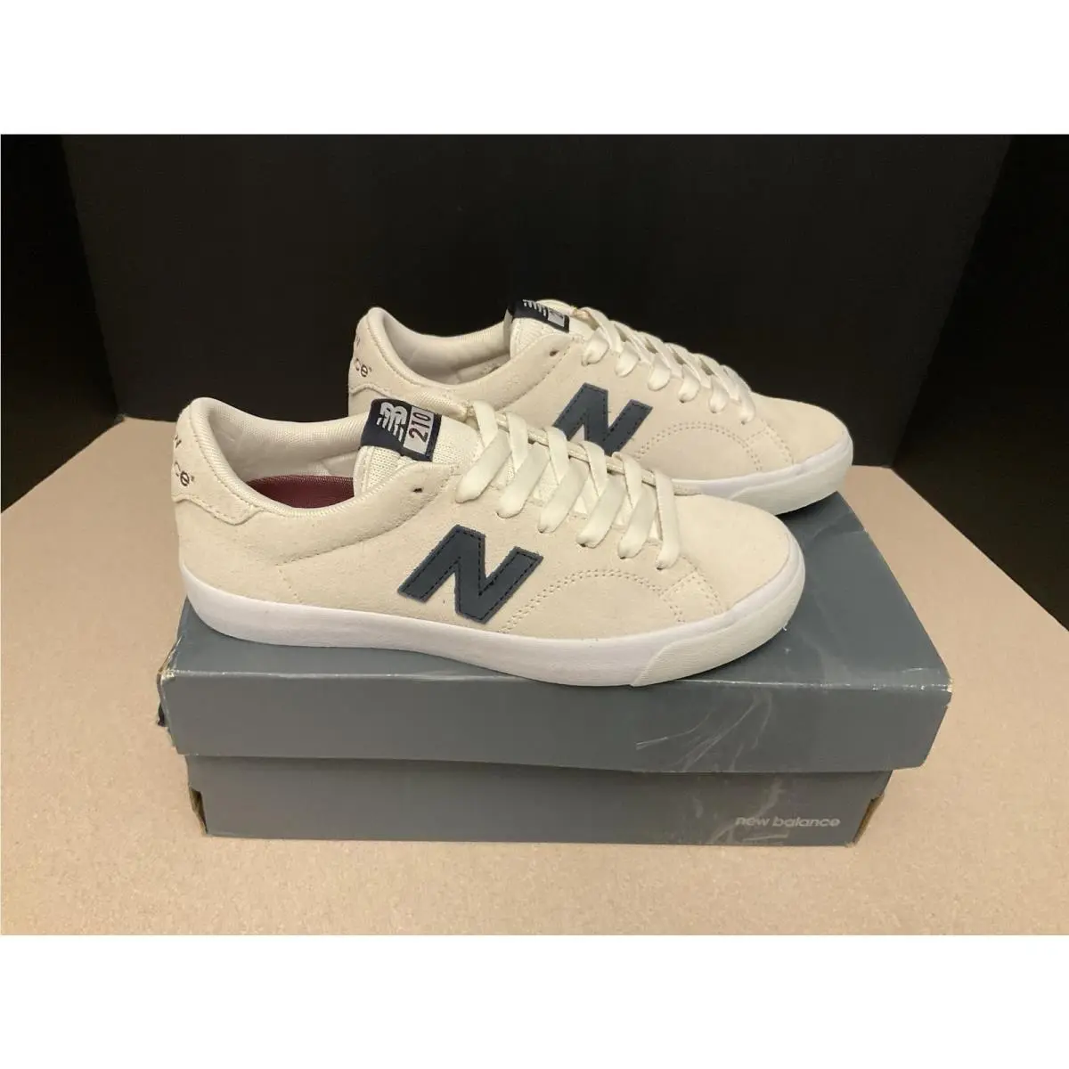 Balance 210 Fresh Foam Tan/navy Sneakers/shoes. Men’s 4.5. Women’s 6