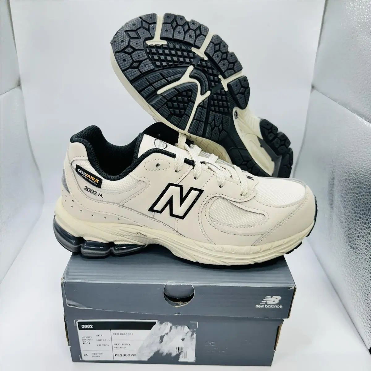 New Balance 2002 Kids` Shoes ‘timberwolf/black’ PC2002PM Size 2.5 Youth