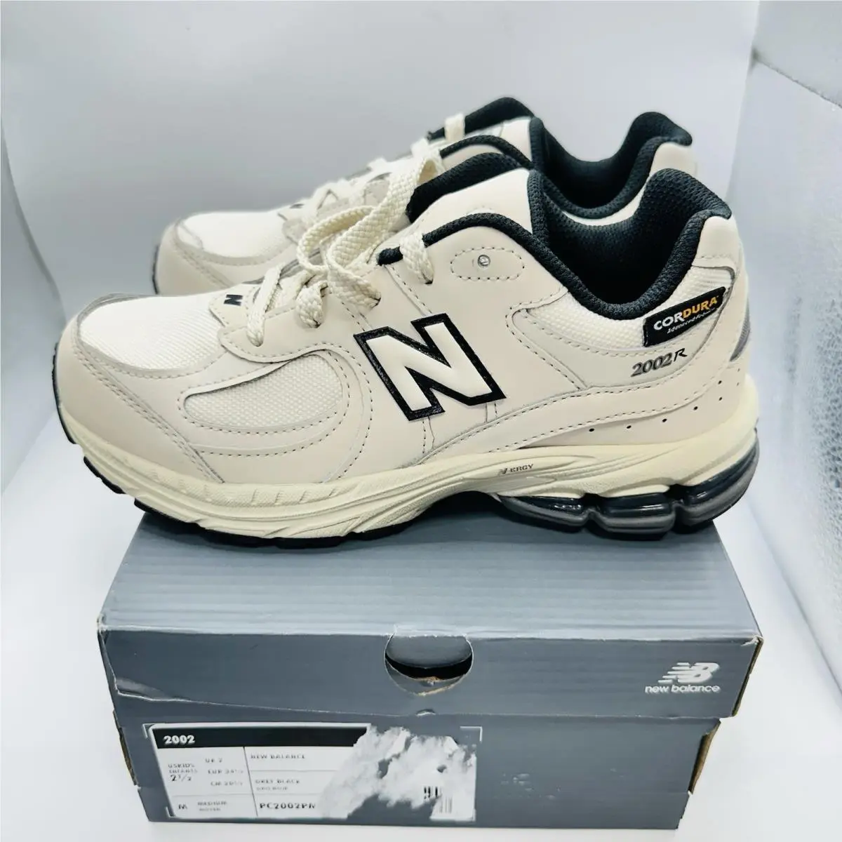 New Balance shoes - New Balance 2000 - Timberwolf/Black 1