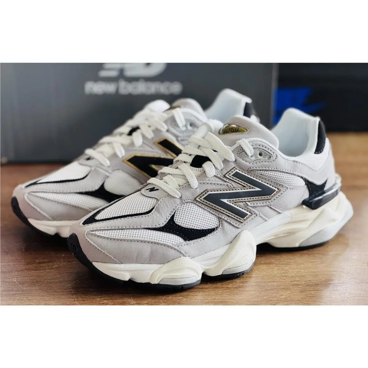 Men’s Size 8 New Balance 9060 Grey Black U9060ITS