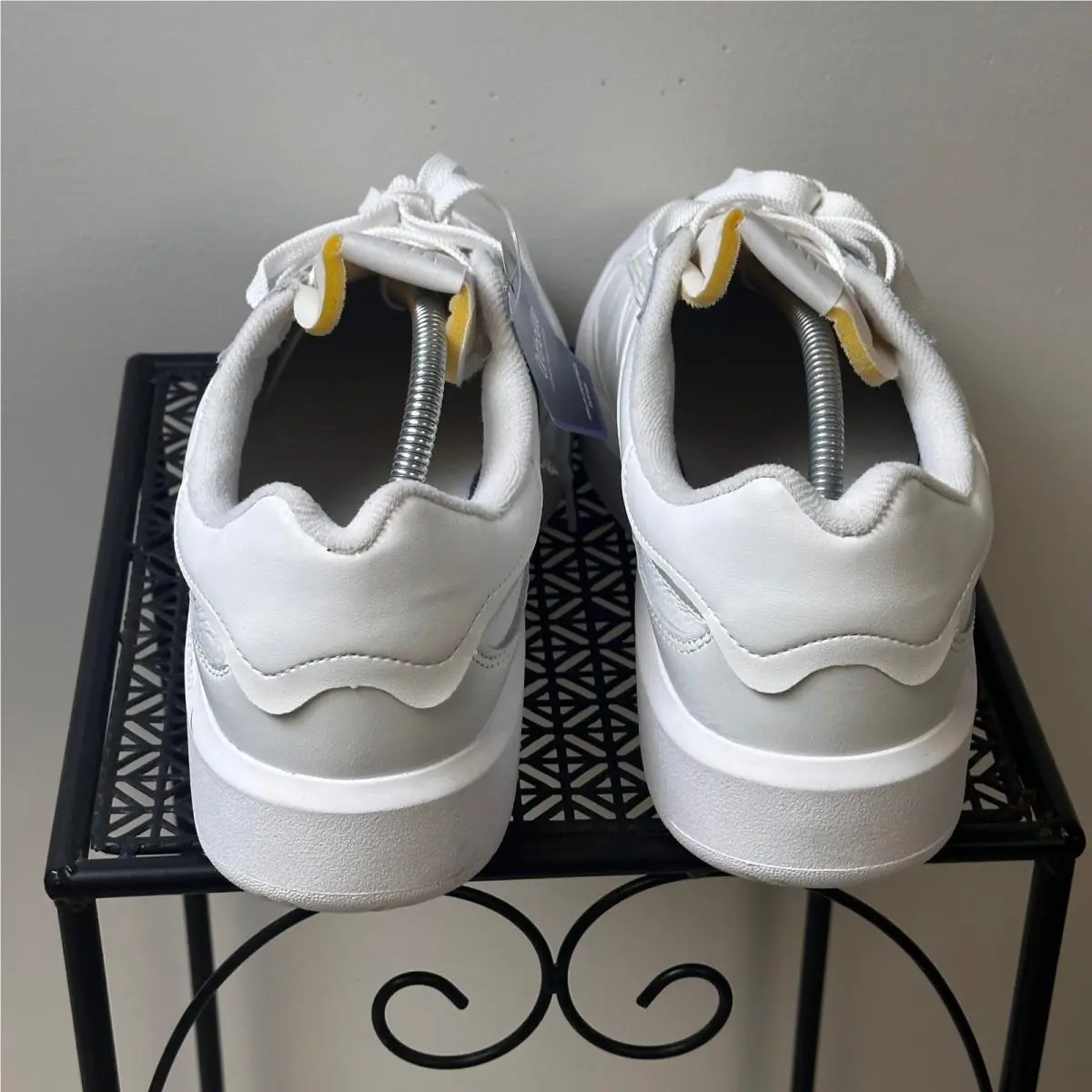 New Balance shoes - White 2