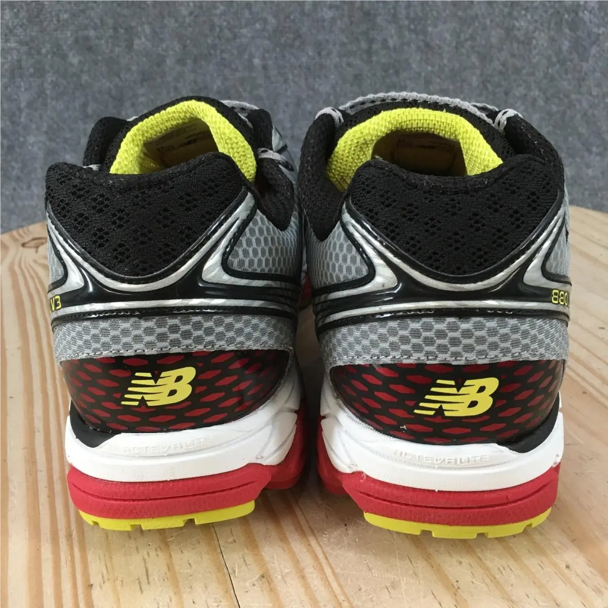 New Balance shoes - New Balance 880v3 - Silver 7