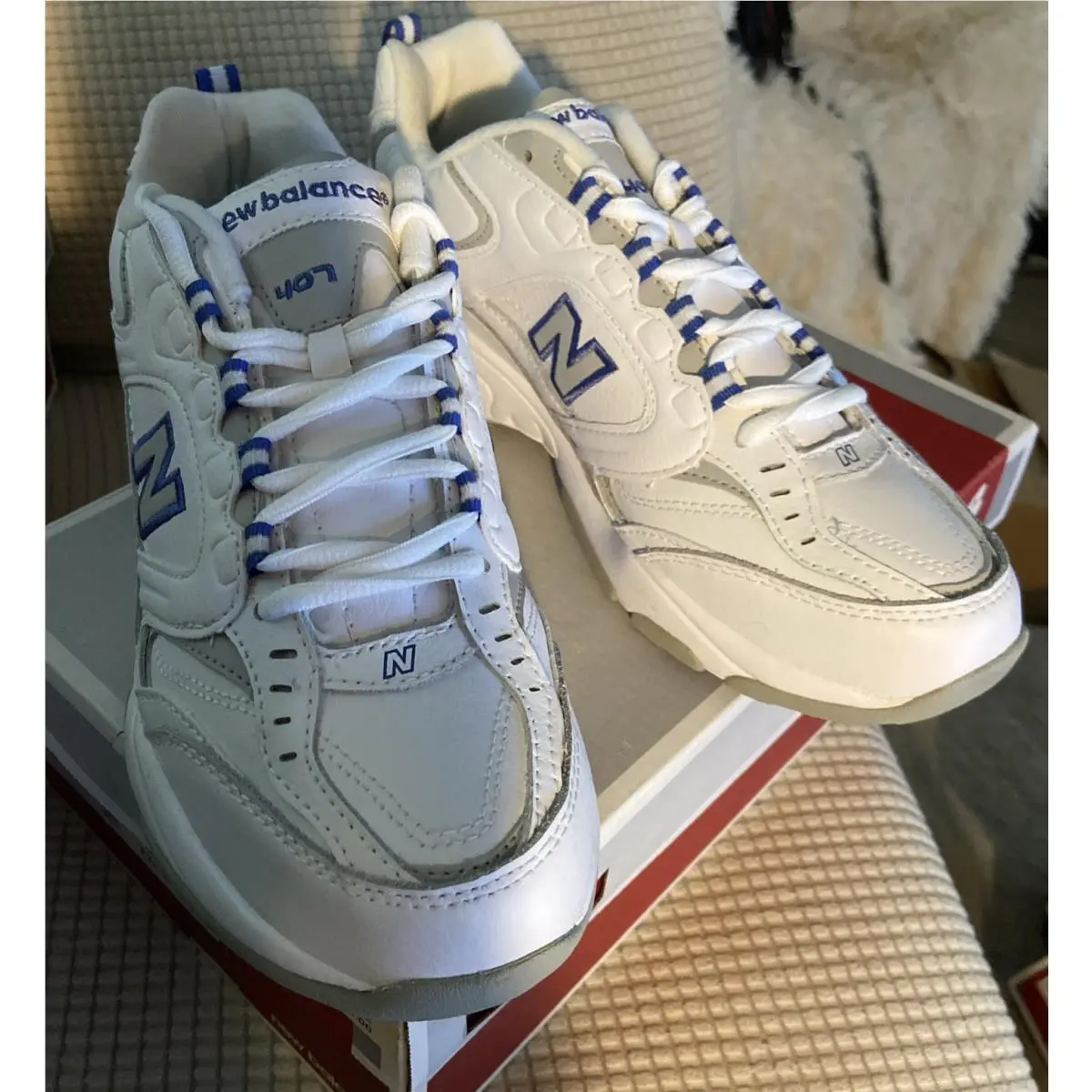 New Balance 407 Womens 9.5D White Blue Cross Trainer Shoe Low Top WX407BL