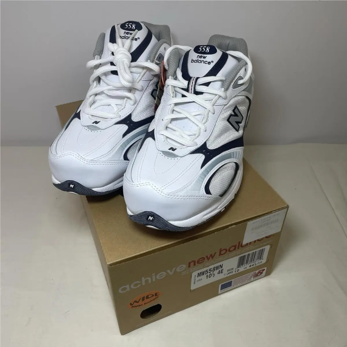 New Balance Mens Sneaker MW558WN 360 Fit Walking Jogging SZ 10.5 Read