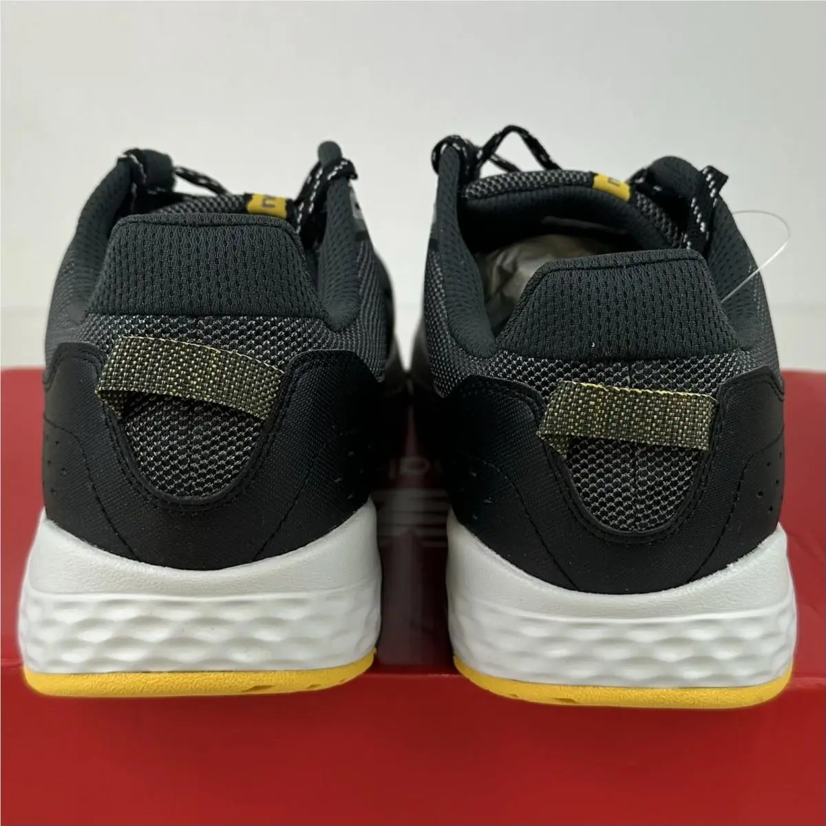 New Balance shoes - NEW BALANCE 410 V8 - Black 4
