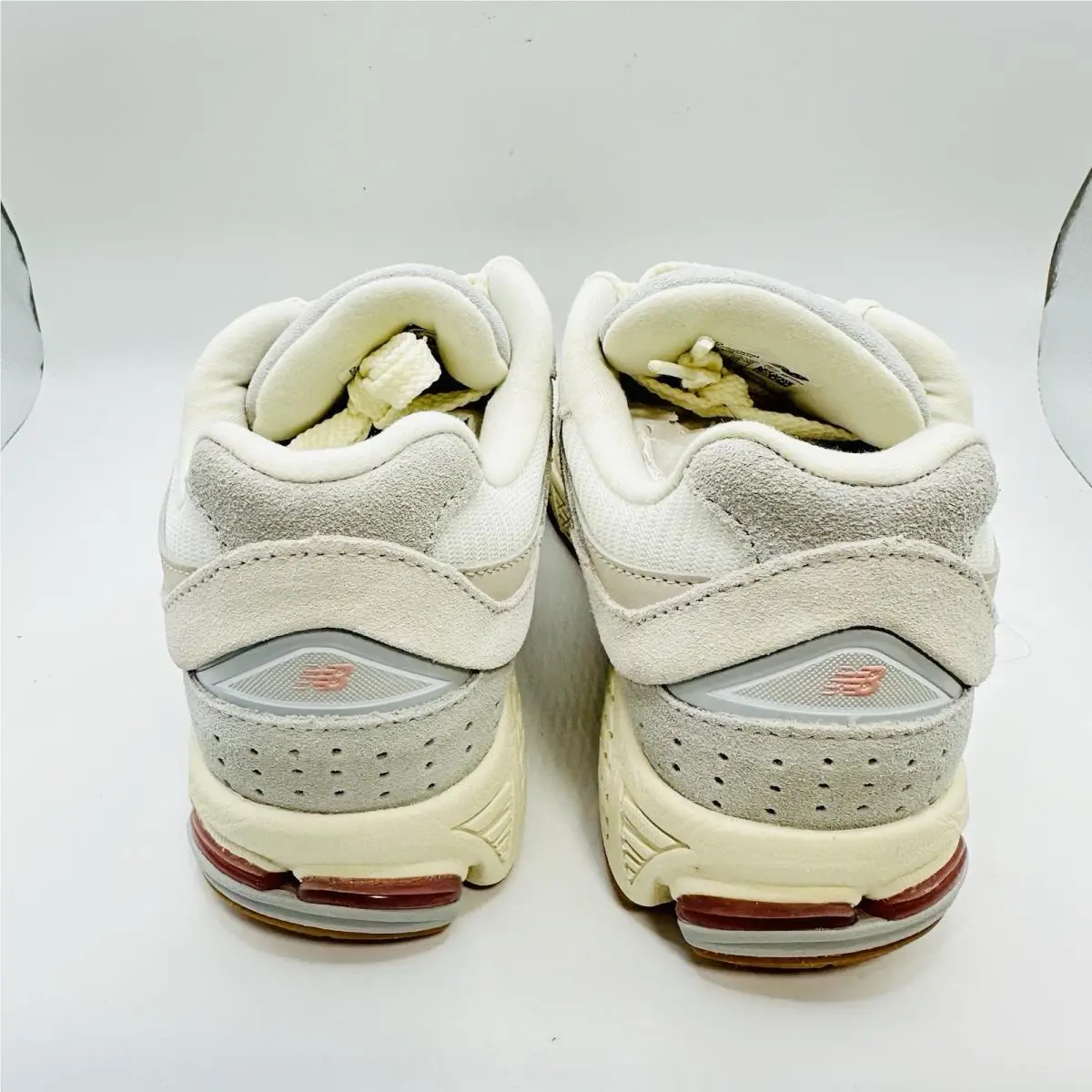New Balance shoes - New Balance 2002 - Beige 3