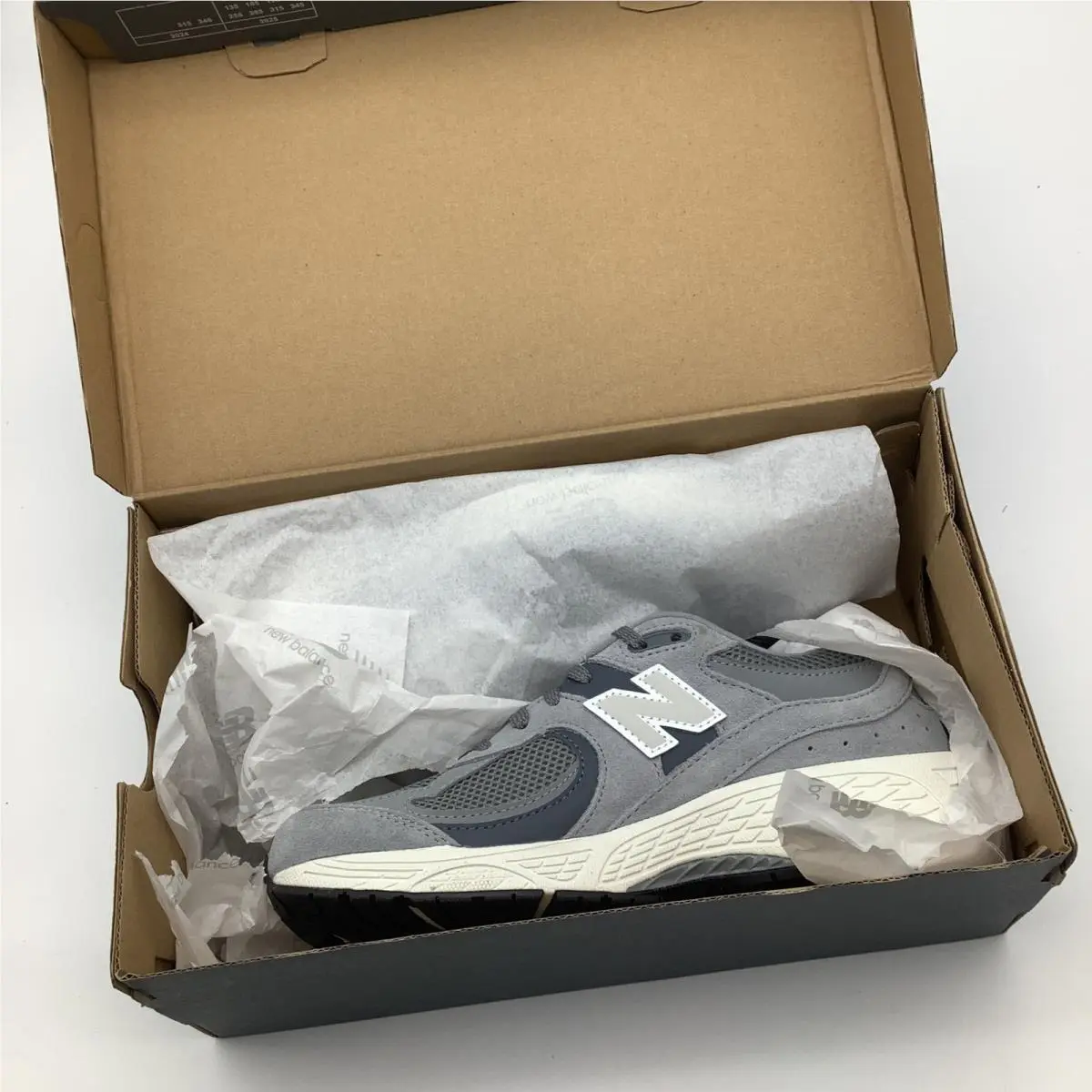 New Balance shoes - New Balance 2002 - Gray 2