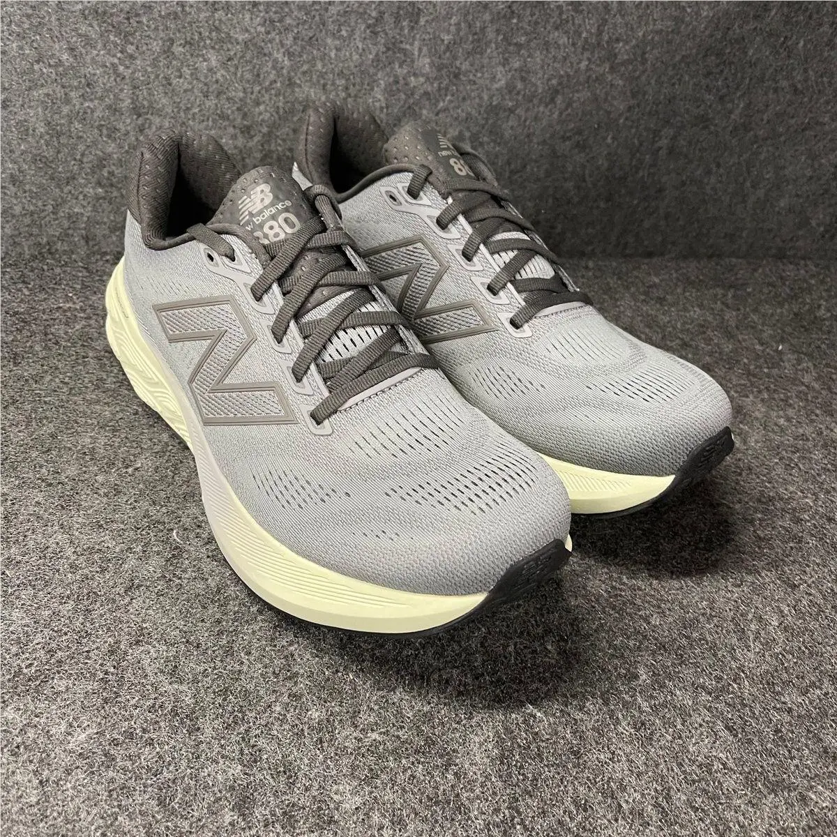 New Balance Fresh Foam X 880v15 Running Shoes Men`s Size US 9 D Grey