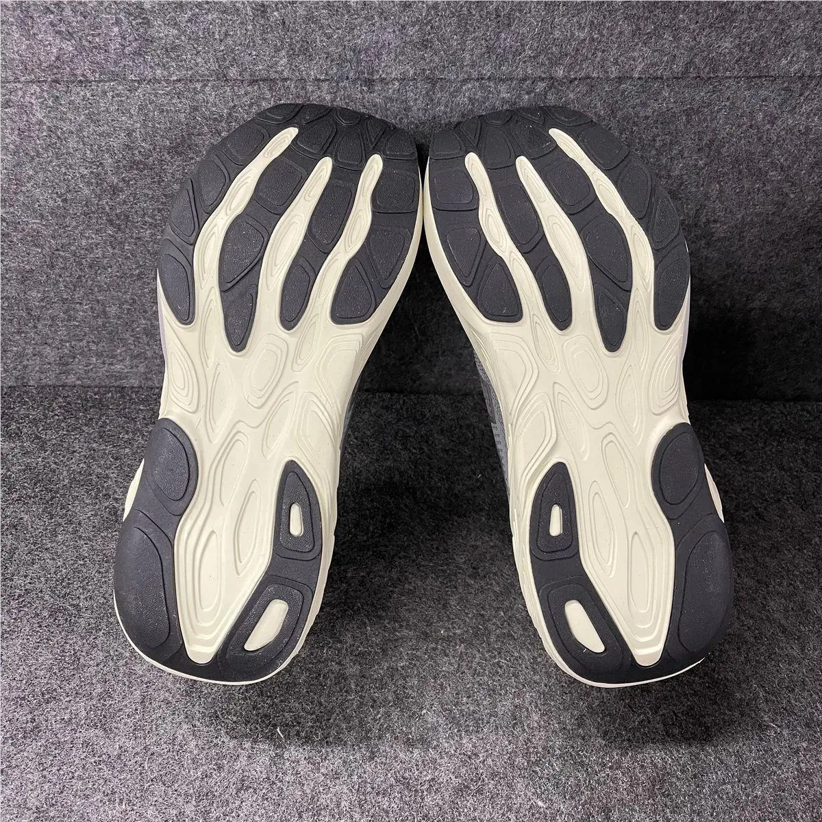 New Balance shoes - VS193735 - vs-193735 - Gray (UPC: 197967741739) 3