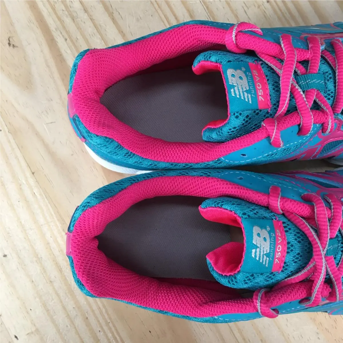 New Balance shoes - New Balance 750 - Teal 11