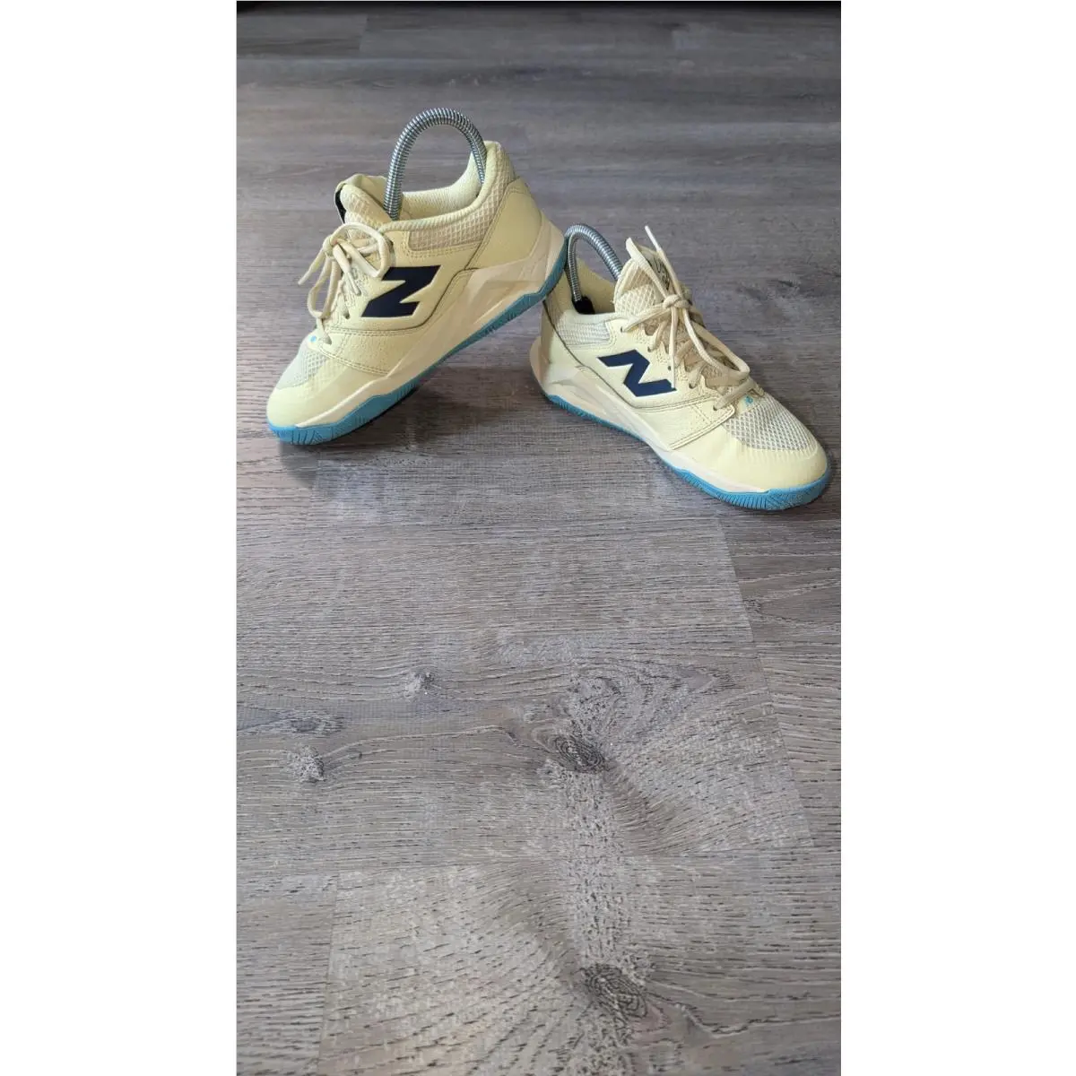 New Balance Coco Delray Miami Women`s Size 5