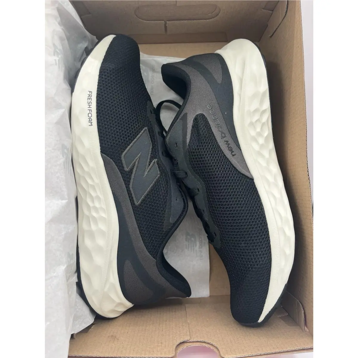 New Balance Fresh Foam Arishi v4 Men’s Running Shoes Size 13 4E Wide