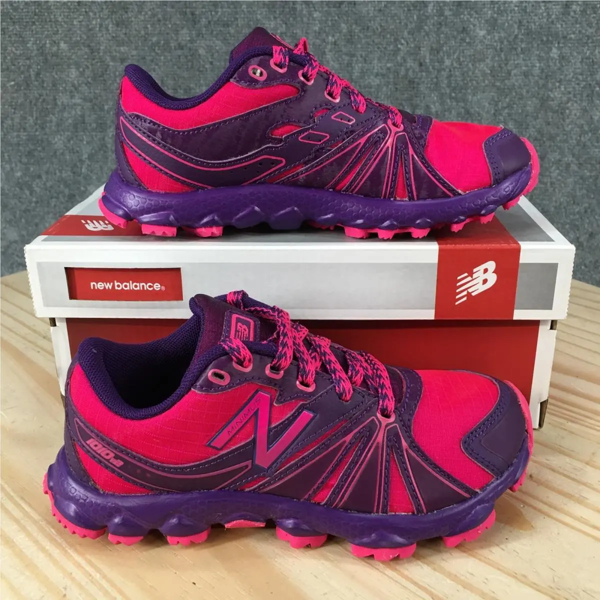 New Balance 1010v2 Minimus Trail Shoes Mens 12M Lace Up Sneakers Purple Pink New