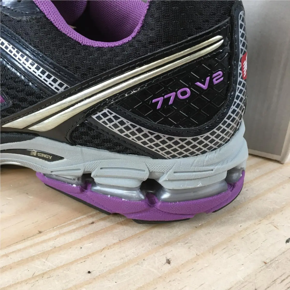 New Balance shoes - New Balance 770 - Multicolor 1