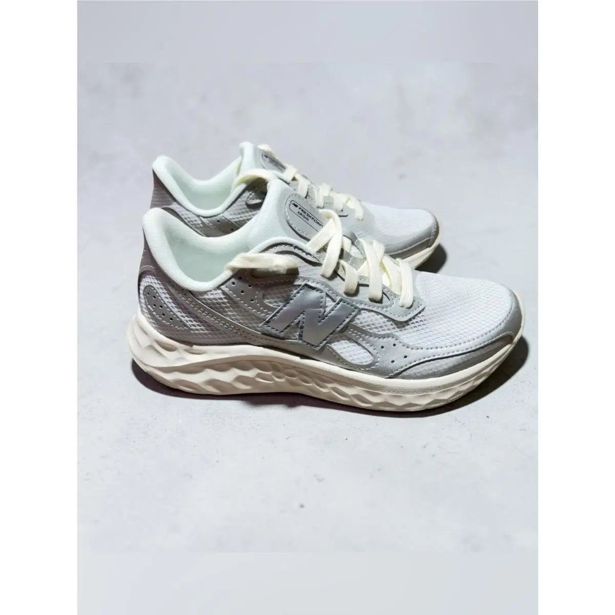 New Balance Sneakers 9.5 Fresh Foam Arishi v4 Tiralux Running Comfort Metallic