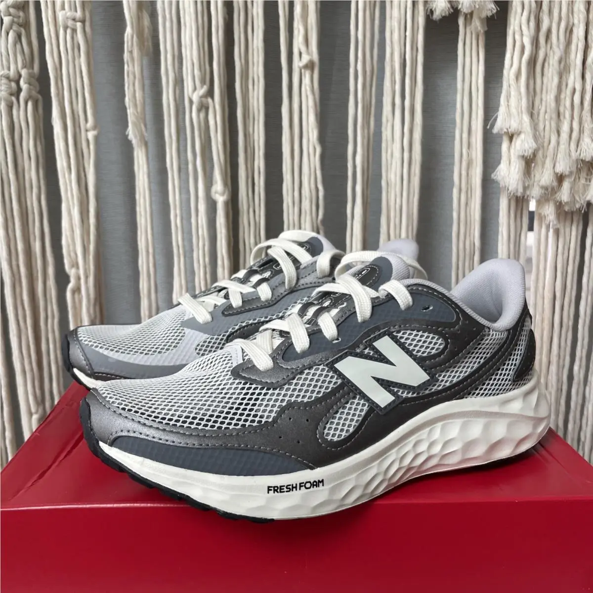New Balance Fresh Foam Arishi v4 Mens Sz 9 Running Shoes New