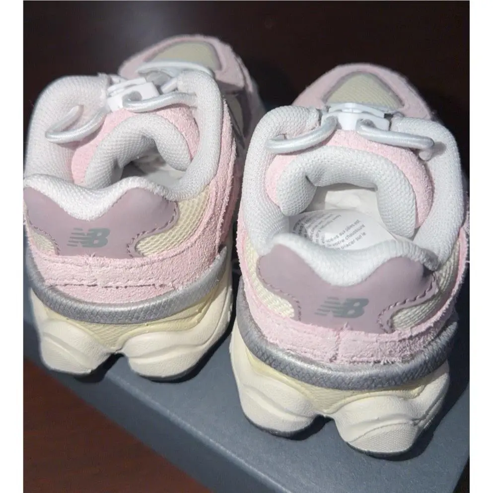New Balance shoes - New Balance 9060 - Pink (UPC: 197967802768) 1