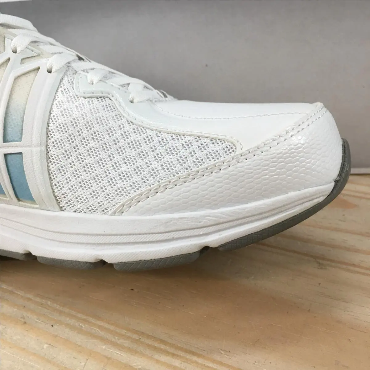 New Balance shoes - New Balance 847v2 - White 3