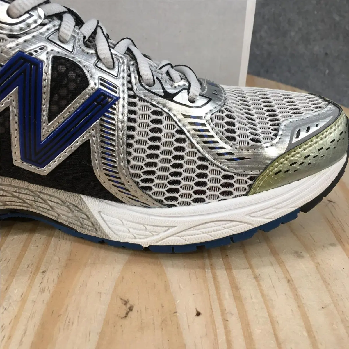 New Balance shoes - New Balance 860 - Multicolor 3
