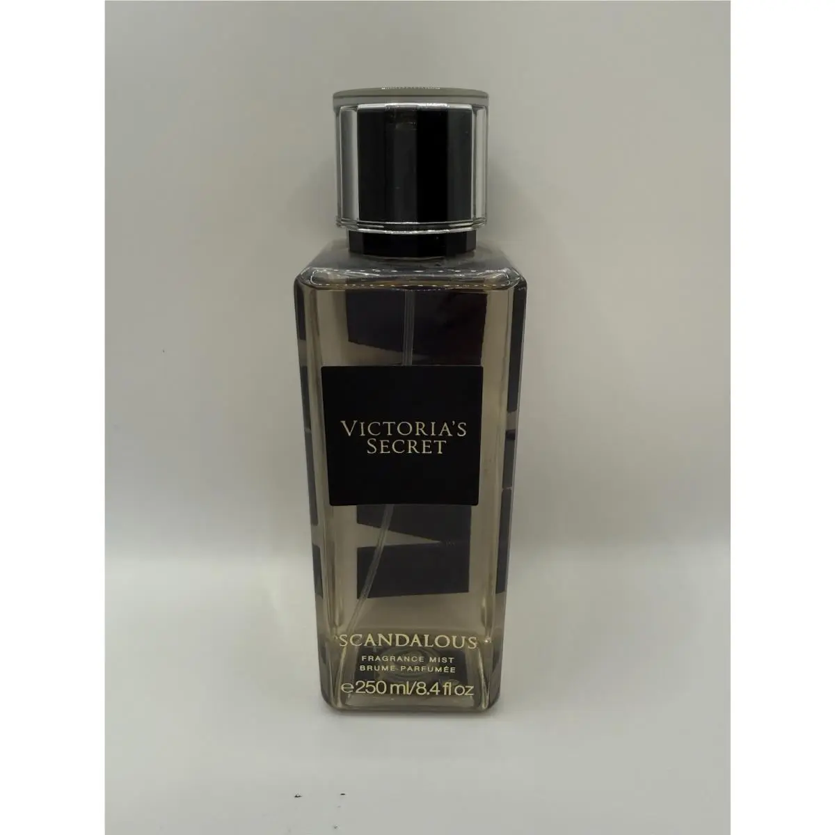 Victoria`s Secret Scandalous Fragrance Mist 8.4 oz