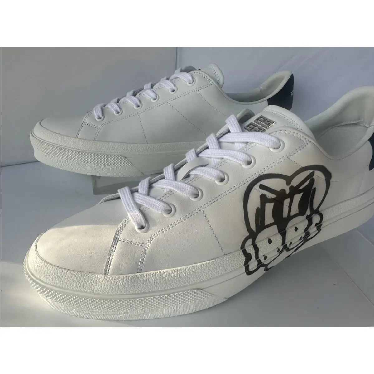 Givenchy Men`s City Sport Sneakers Size 11.5 Fashion Tennis Shoes White