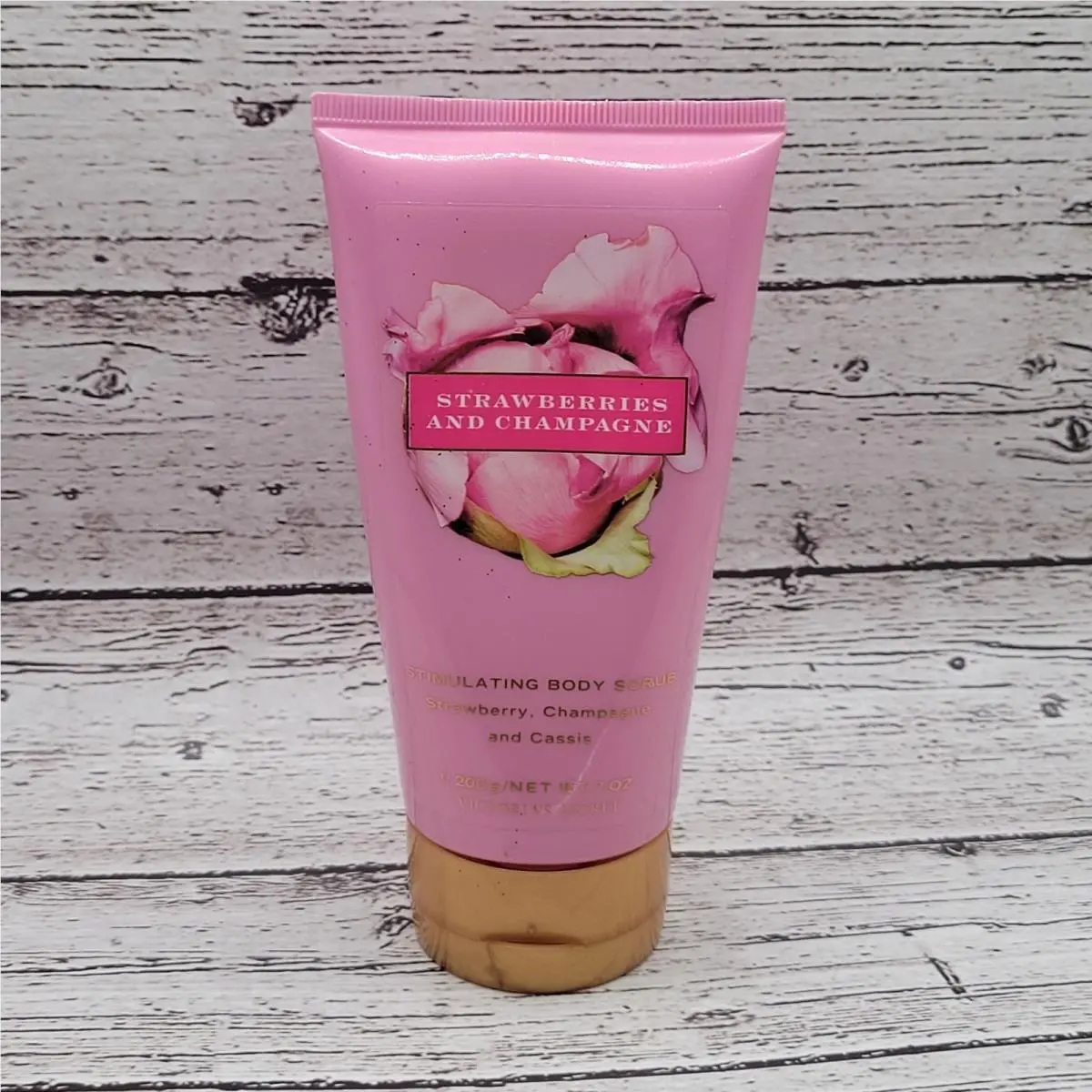 Victorias Secret Body Scrub Strawberries Champagne Stimulating Exfoliating 7oz