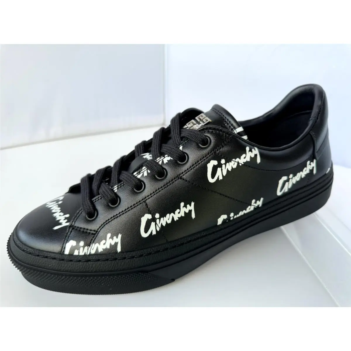 Givenchy Men`s City Sport Sneakers Size 9 Tennis Shoes Black