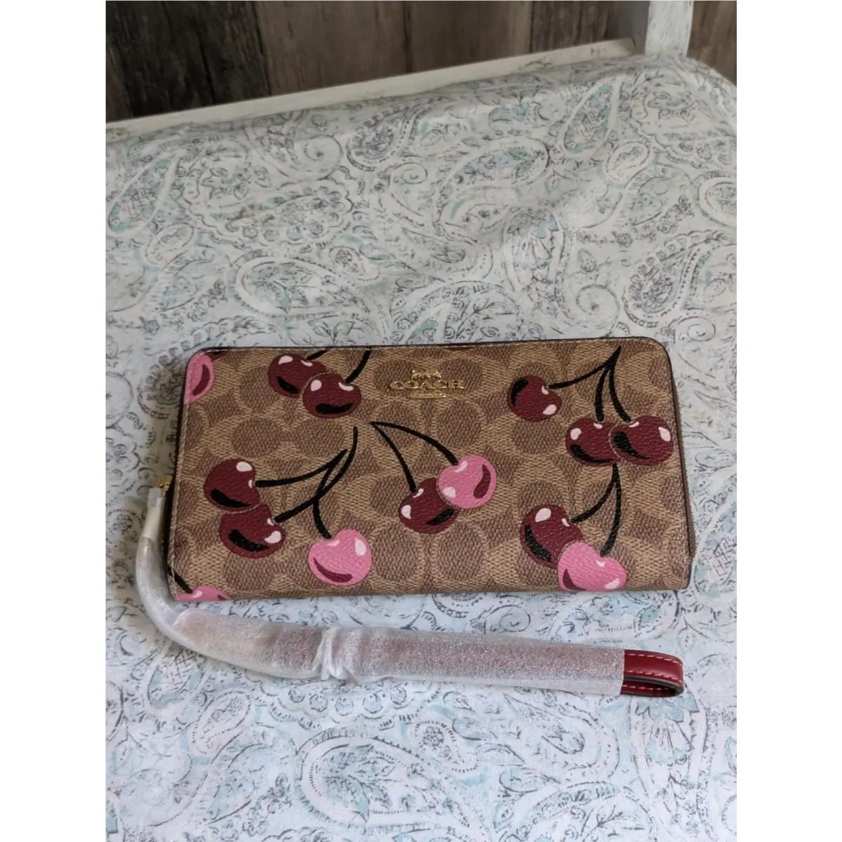Coach Wallet Cherry Print