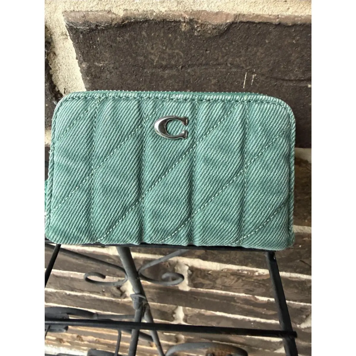 Coach Essential Denim Small Zip Around Card Case Wallet CBF62 Ivy