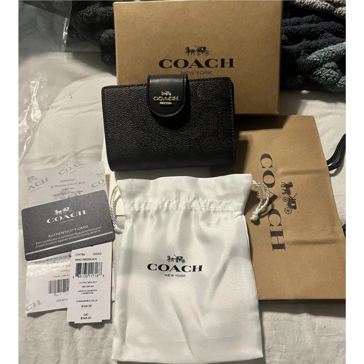 Coach Bifold Wallet Has Box Bag and Duster Bag