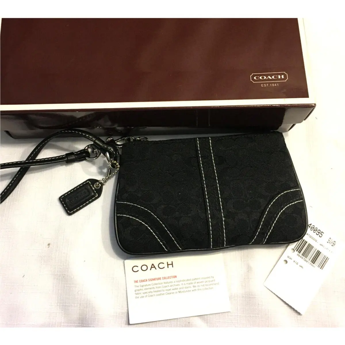 Coach Wristlet Wallet Pouch Signature Black Jacquard 40095 Box