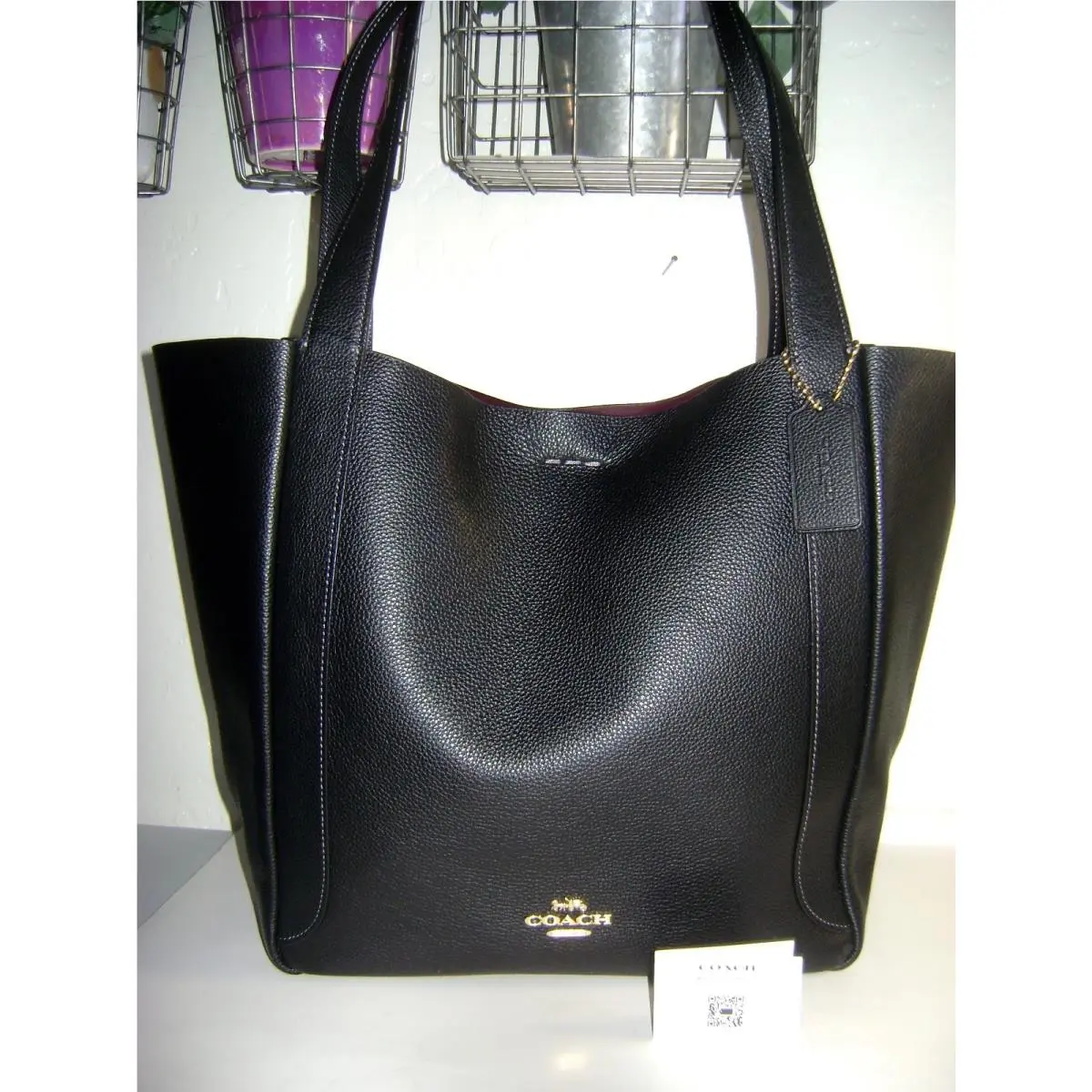 Coach Hadley X-large Tote Black Pebble Leather/ Gold Hardware Shoulder Bag