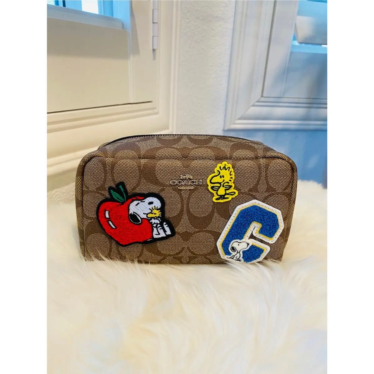 Coach Peanuts Snoopy Woodstock Boxy Cosmetic Case Sig Canvas Varsity Patch