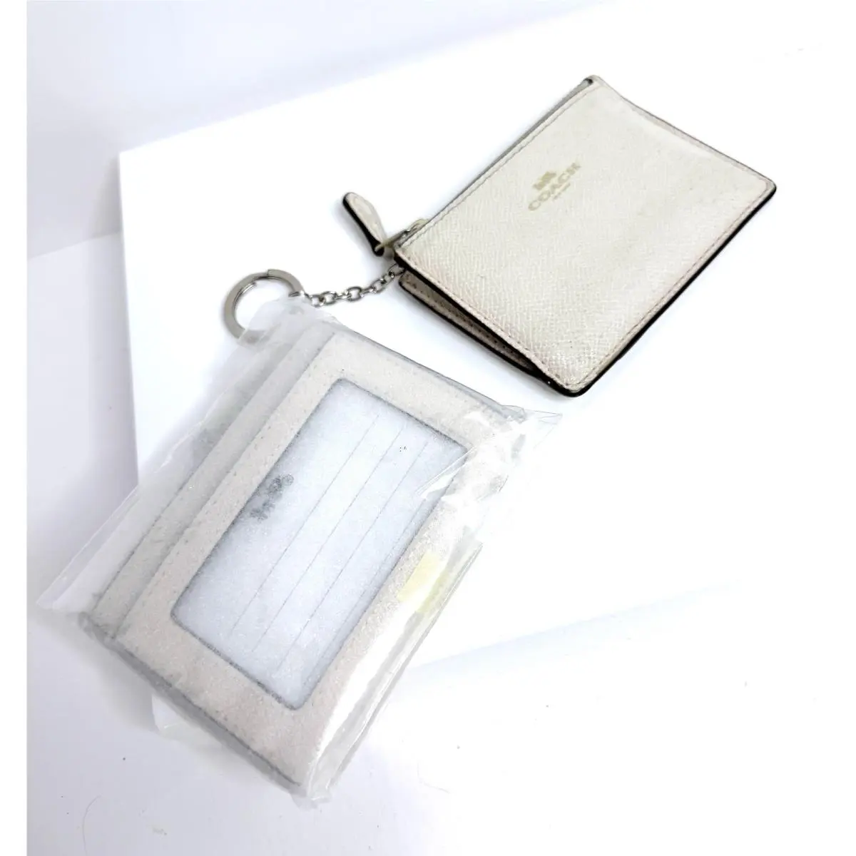 Coach Mini Skinny ID Key Wallet Chalk / Ivory - Never Opened