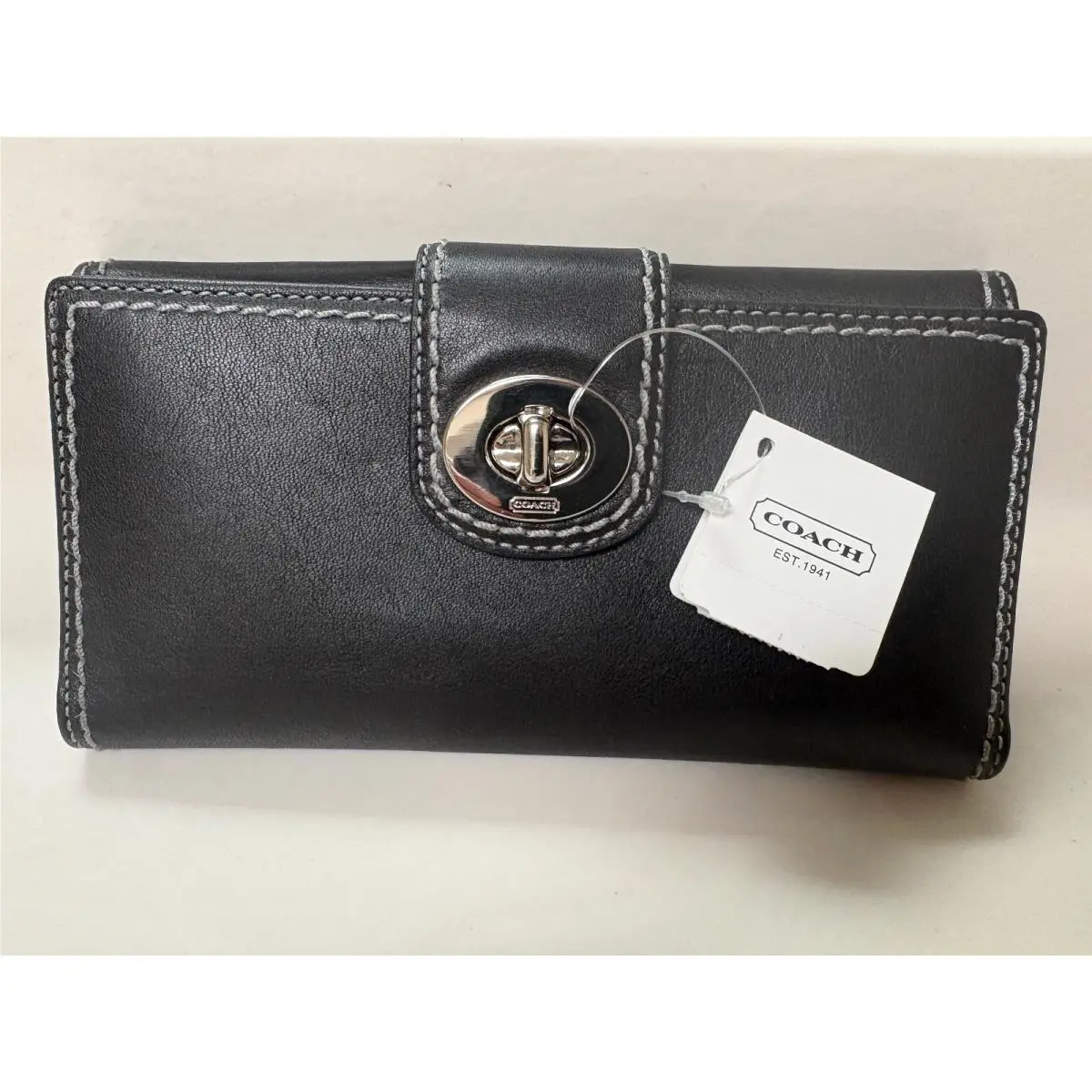 Coach Rare Turnlock Leather Wallet Black 43606